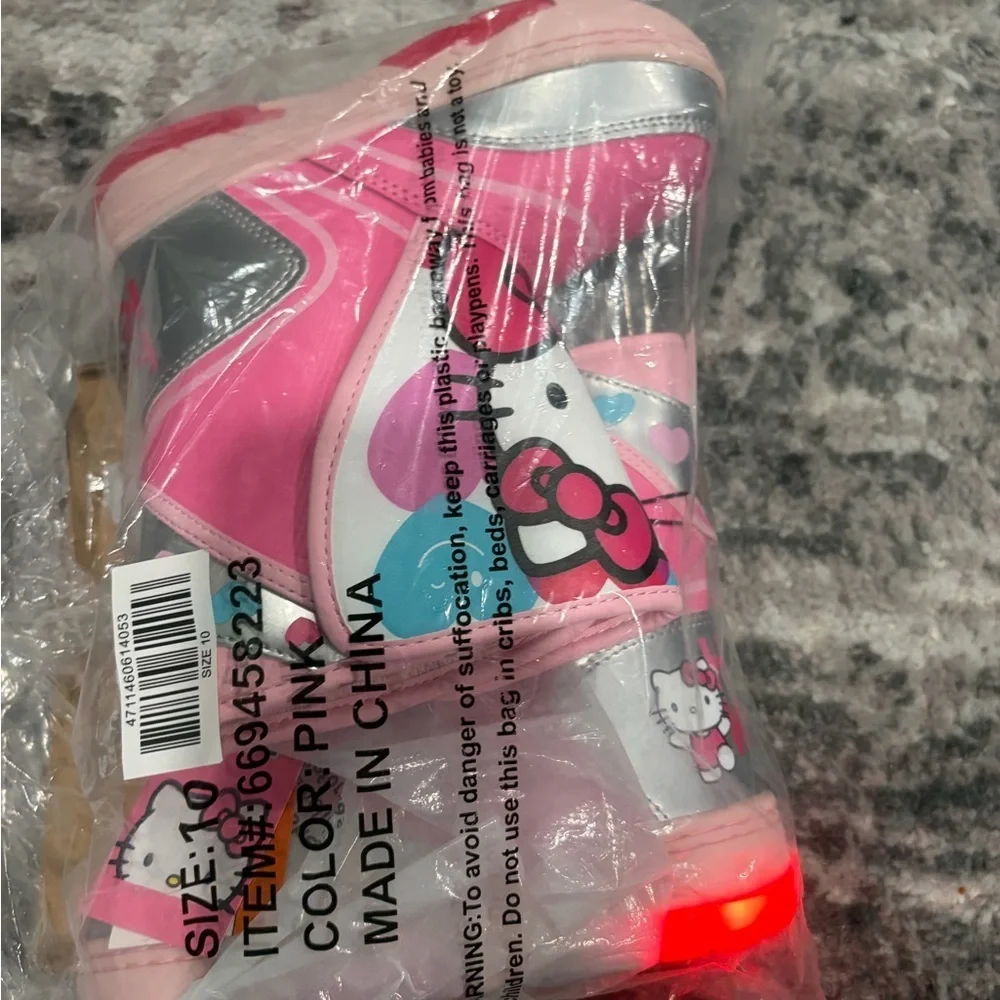 Hello Kitty pink light up snow boots size 8